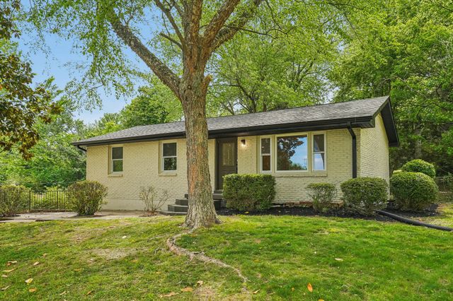 504 Kenney Dr, Clarksville, TN 37042