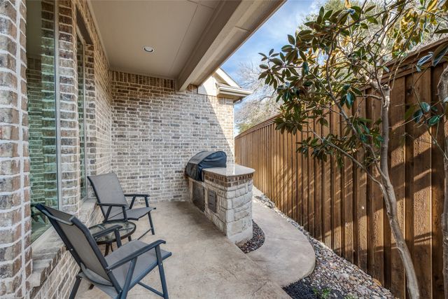 9444 Monteleon, Dallas, TX 75220