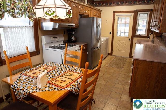 254 West Nesquehoning Street, Easton, PA 18042