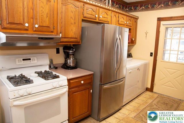 254 West Nesquehoning Street, Easton, PA 18042