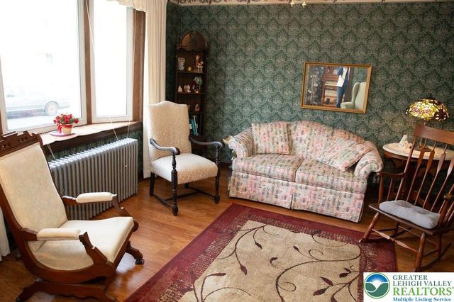 254 West Nesquehoning Street, Easton, PA 18042