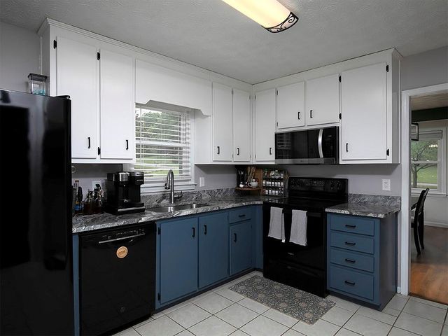 5070 Shadowood Drive, Canton, GA 30114