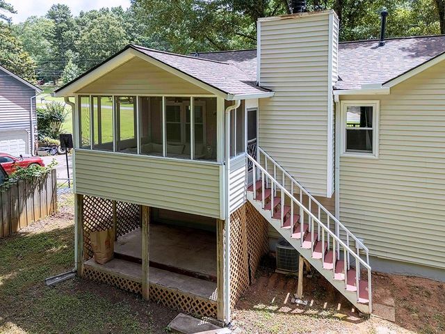 5070 Shadowood Drive, Canton, GA 30114