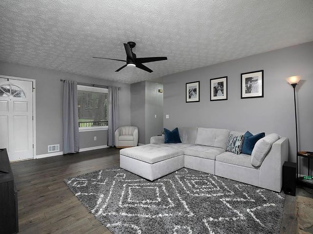 5070 Shadowood Drive, Canton, GA 30114