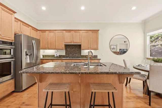 7687 Marker Road, San Diego, CA 92130