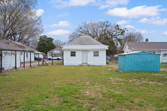 209 F Street NE, Miami, OK 74354