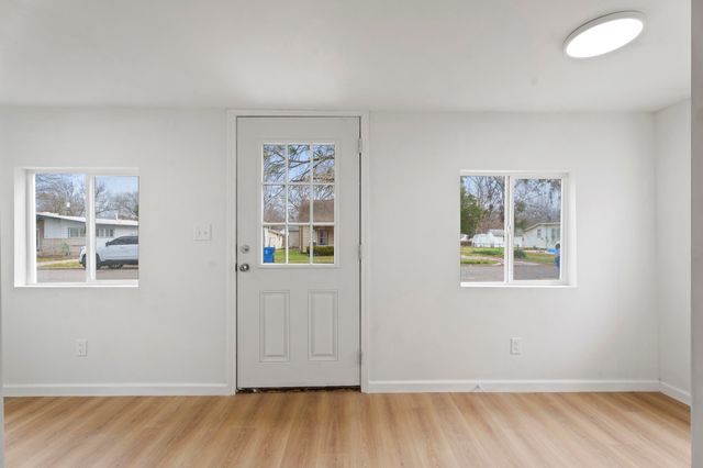 209 F Street NE, Miami, OK 74354