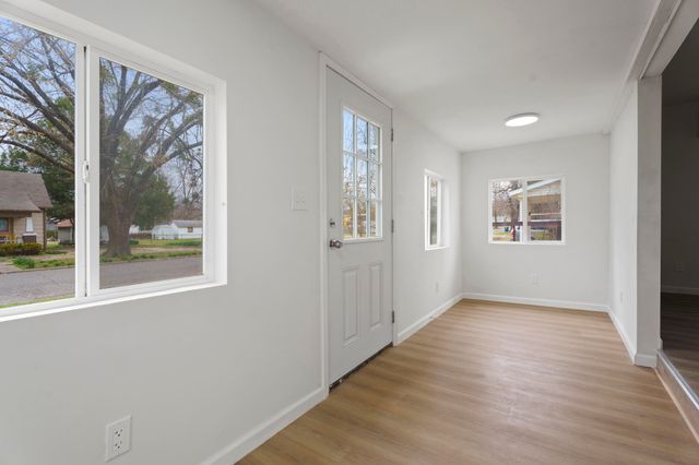 209 F Street NE, Miami, OK 74354