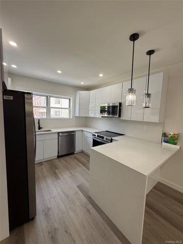 2273 Cincinnatus Avenue, Bronx, NY 10473