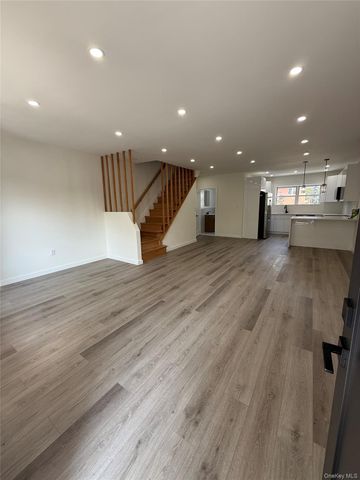 2273 Cincinnatus Avenue, Bronx, NY 10473