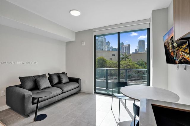 121 NE 5th Street 401B, Miami, FL 33132