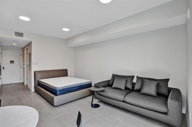 121 NE 5th Street 401B, Miami, FL 33132