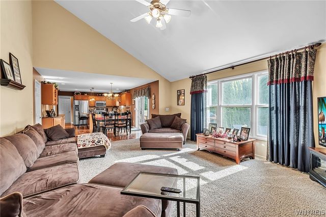 16 South Parrish Court, Amherst, NY 14228