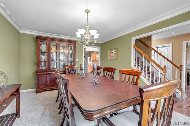 16 South Parrish Court, Amherst, NY 14228