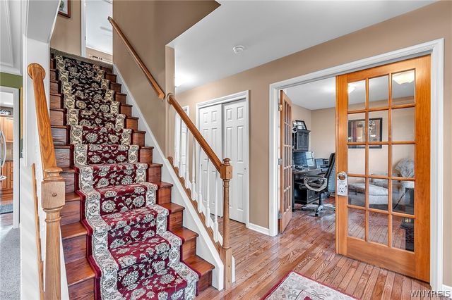 16 South Parrish Court, Amherst, NY 14228