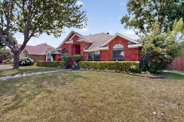 7005 Buckhorn Drive, Rowlett, TX 75089