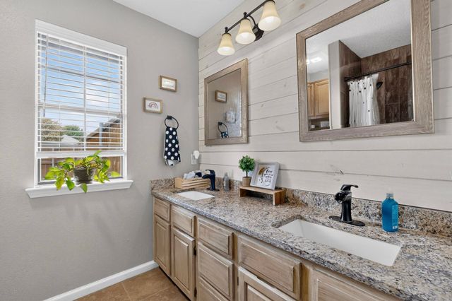 7005 Buckhorn Drive, Rowlett, TX 75089