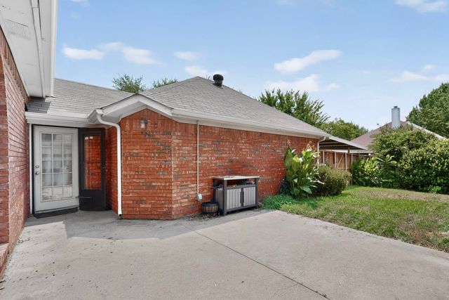 7005 Buckhorn Drive, Rowlett, TX 75089