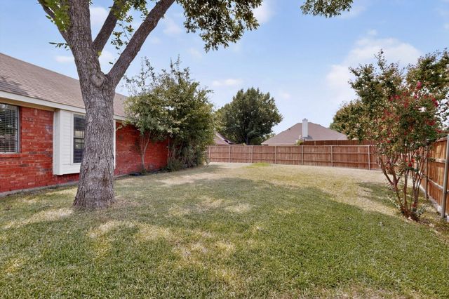 7005 Buckhorn Drive, Rowlett, TX 75089