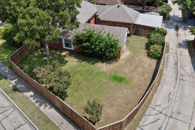 7005 Buckhorn Drive, Rowlett, TX 75089