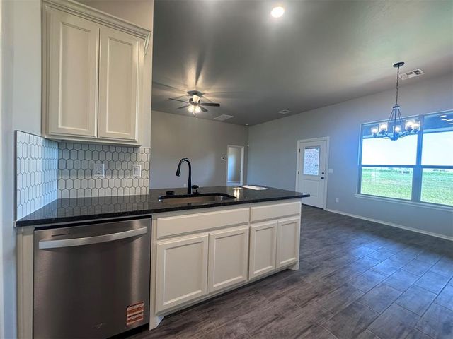 24947 Belmont Pass, Cashion, OK 73016