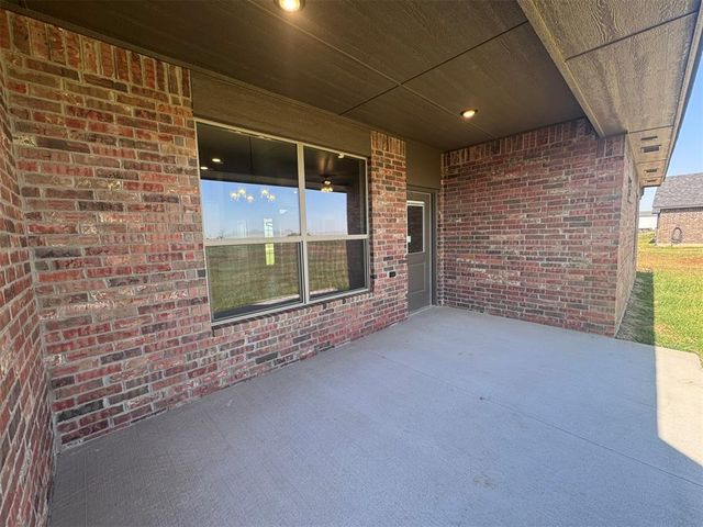 24947 Belmont Pass, Cashion, OK 73016