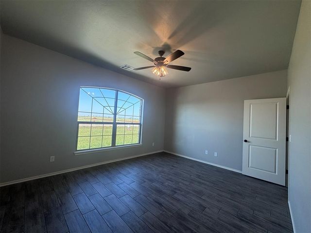 24947 Belmont Pass, Cashion, OK 73016