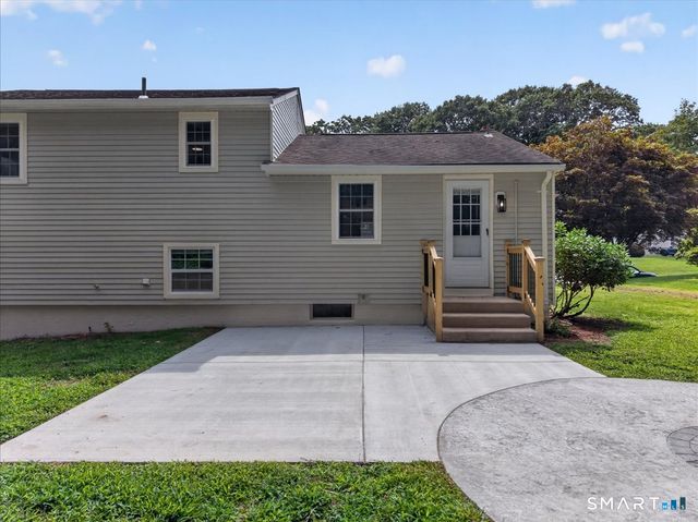 161 Ridgewood Drive, Groton, CT 06355