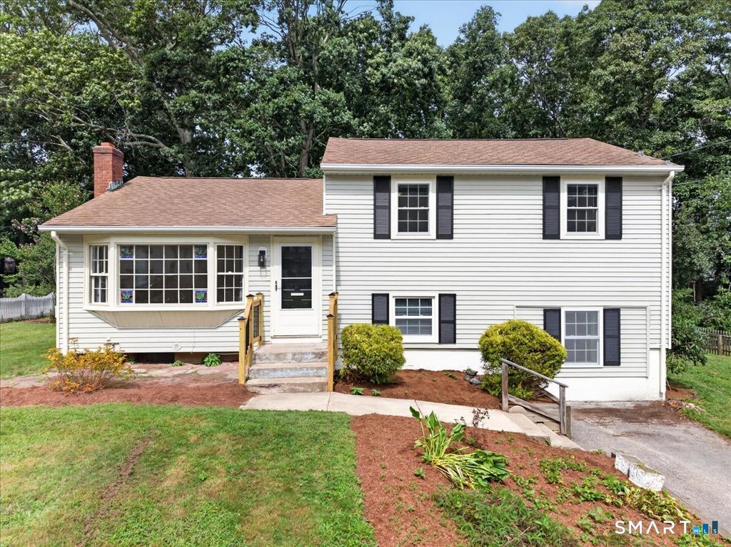 161 Ridgewood Drive, Groton, CT 06355