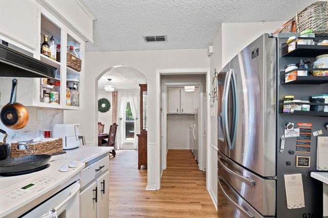 404 Jones Rd, Longview, TX 75603