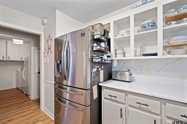 404 Jones Rd, Longview, TX 75603