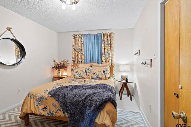 404 Jones Rd, Longview, TX 75603