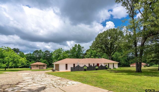 404 Jones Rd, Longview, TX 75603