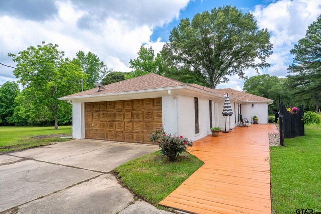 404 Jones Rd, Longview, TX 75603