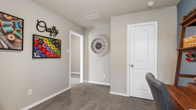 417 LUBBOCK Drive, Azle, TX 76020