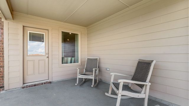417 LUBBOCK Drive, Azle, TX 76020