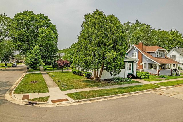 603 EISENHOWER Avenue, Janesville, WI 53545