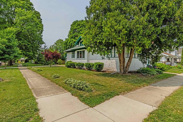 603 EISENHOWER Avenue, Janesville, WI 53545