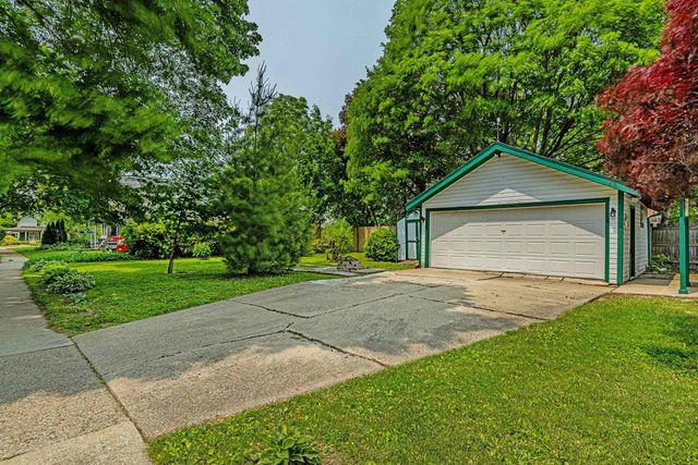 603 EISENHOWER Avenue, Janesville, WI 53545