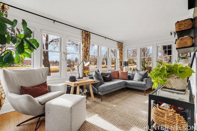 519 S 7th Street, Grand Haven, MI 49417