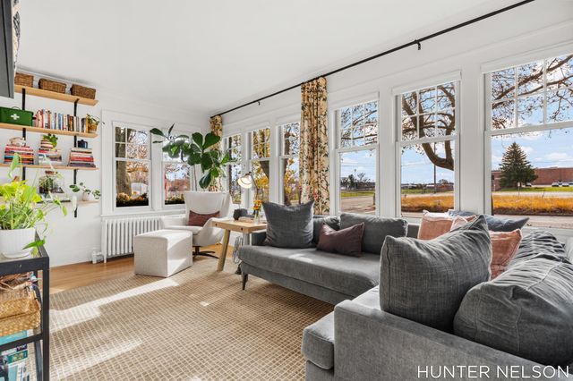 519 S 7th Street, Grand Haven, MI 49417