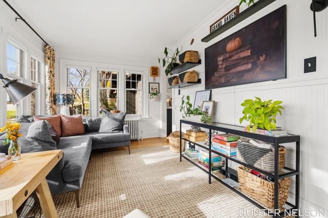 519 S 7th Street, Grand Haven, MI 49417