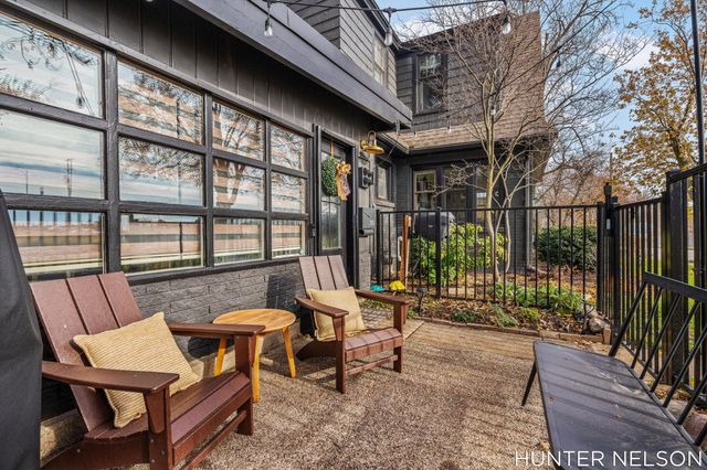 519 S 7th Street, Grand Haven, MI 49417