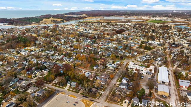 519 S 7th Street, Grand Haven, MI 49417