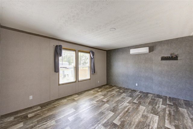 16569 Kingsbury Drive, Conroe, TX 77303