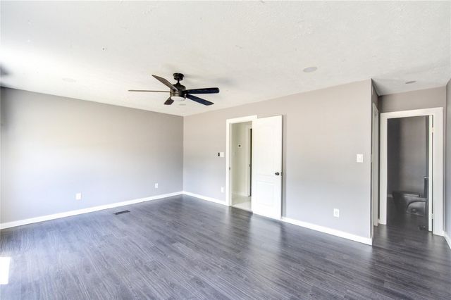 16569 Kingsbury Drive, Conroe, TX 77303
