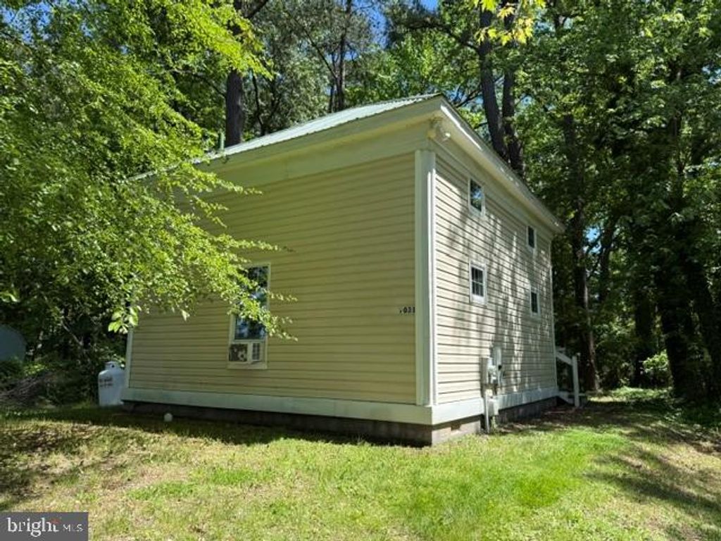 Image 8 of property listing at 7033 THORNETON RD, Royal Oak, MD 21662