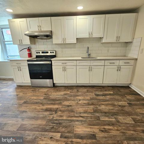 2005 W MAIN ST, Norristown, PA 19403