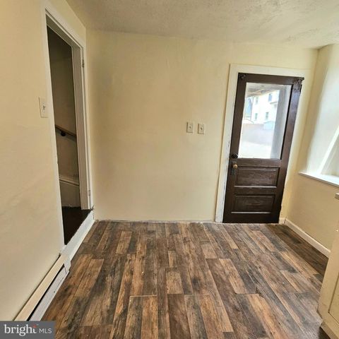 2005 W MAIN ST, Norristown, PA 19403