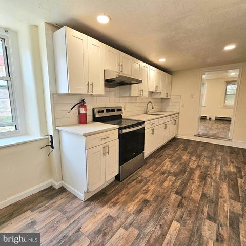 2005 W MAIN ST, Norristown, PA 19403